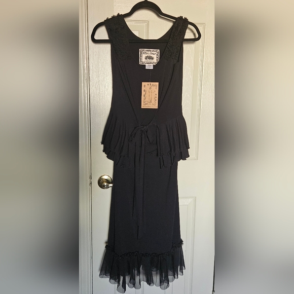 Effie's Heart Dresses & Skirts - Effie's Heart Elegant Black Midi Dress